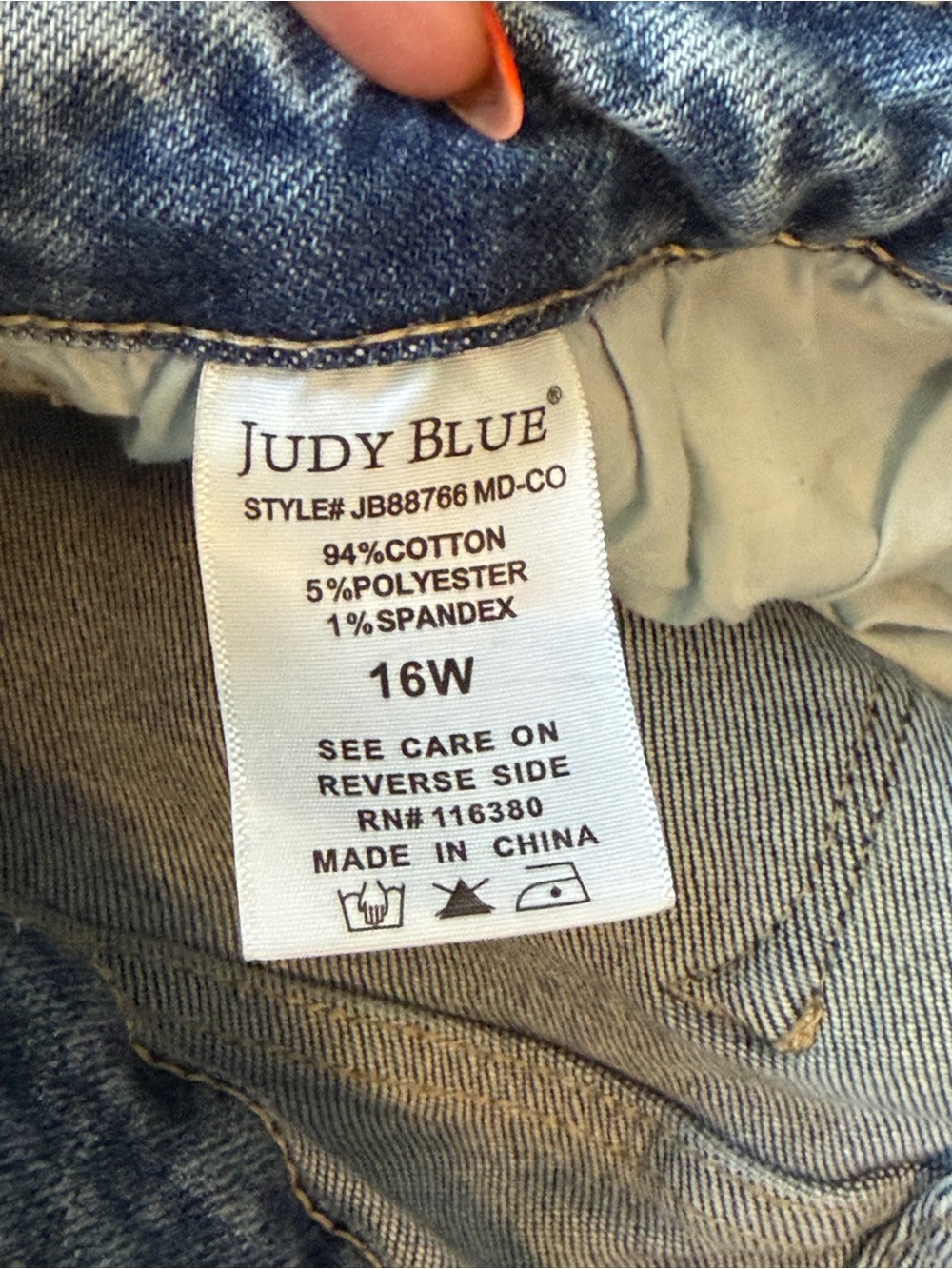 Judy Blue Light Wash Wide Leg Jeans - Picture 5 of 5
